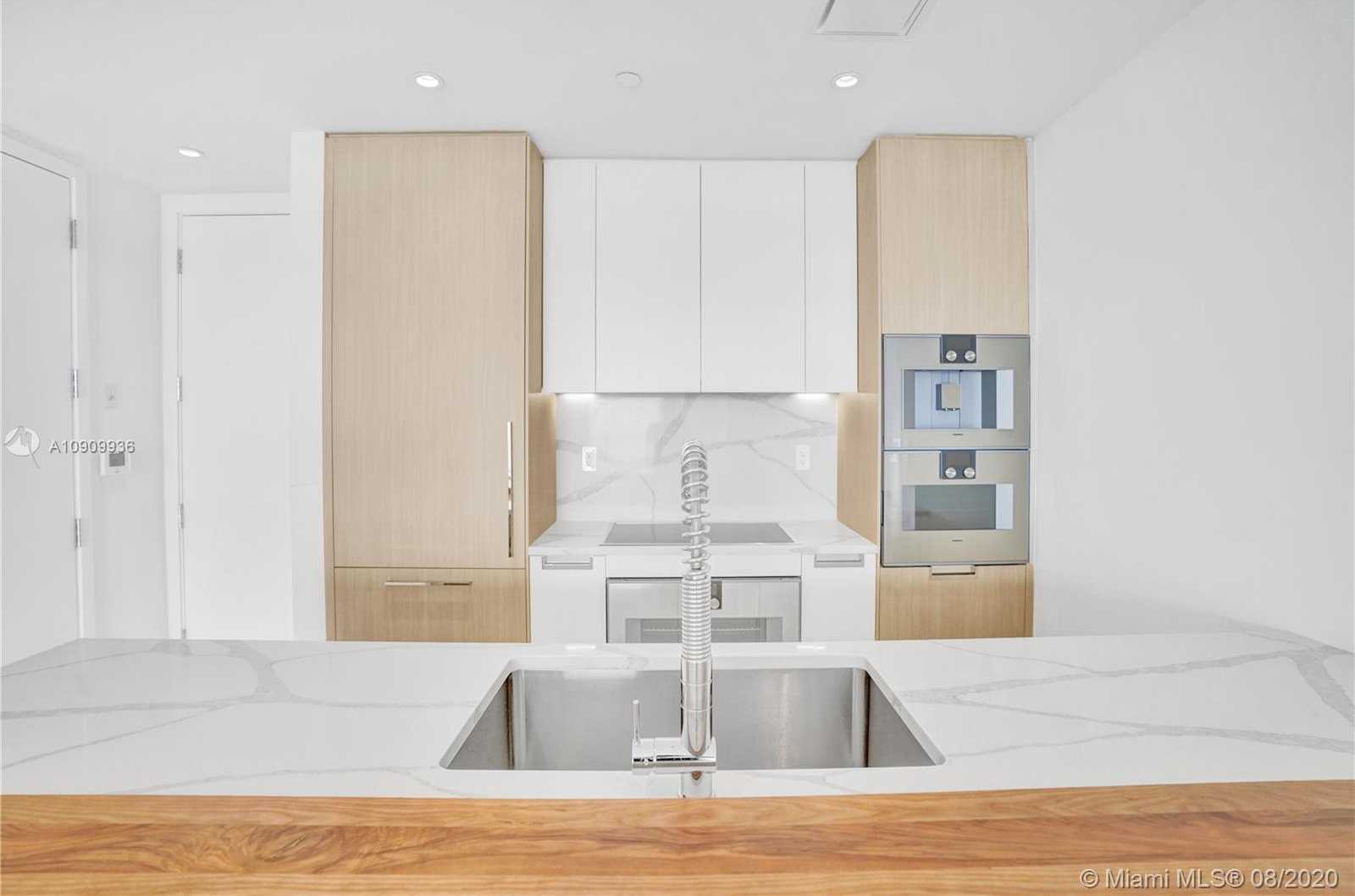 Small Image of 15701 COLLINS AVE #3204, Sunny Isles Beach Number 5