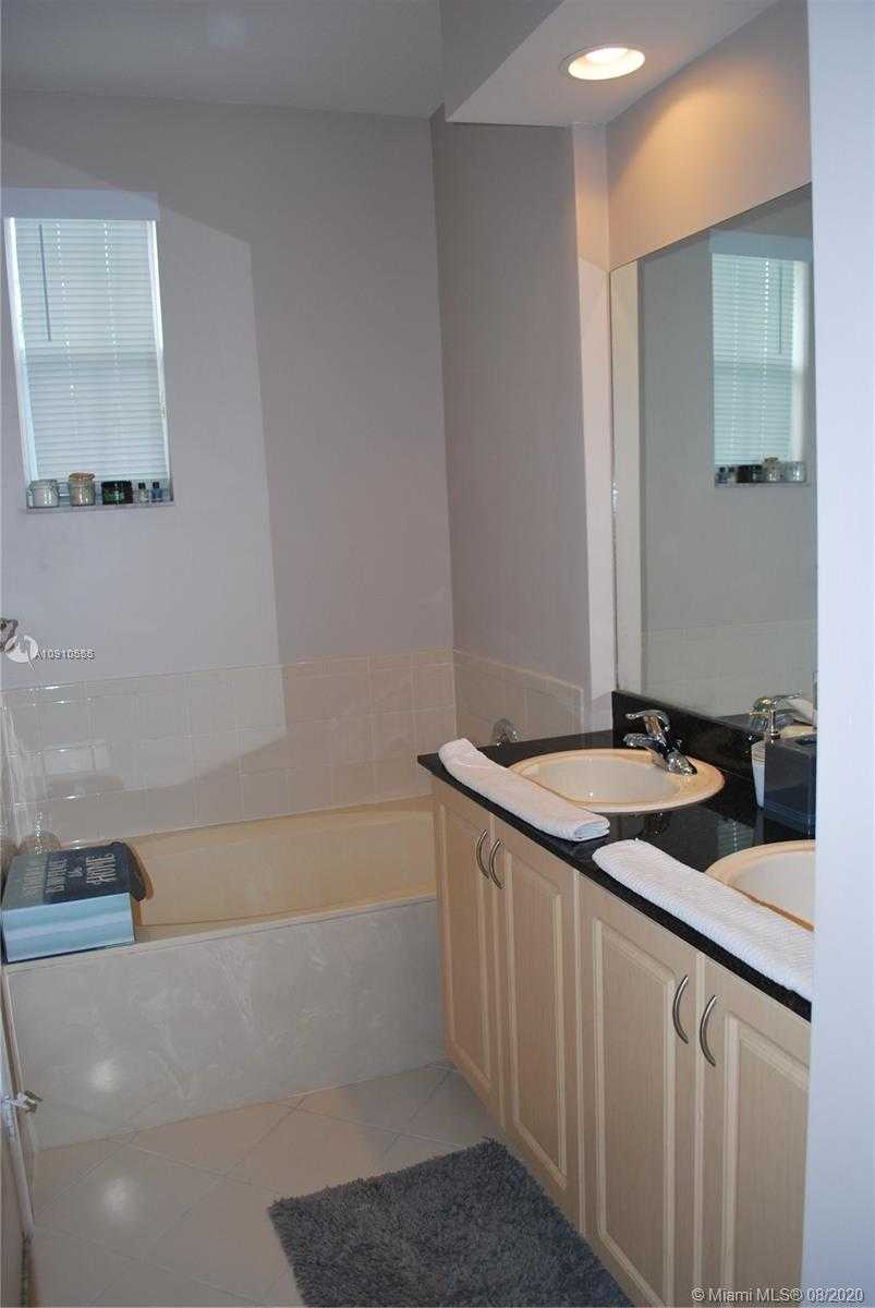 Small Image of 14712 SOUTH WEST 5TH ST, Pembroke Pines Number 11