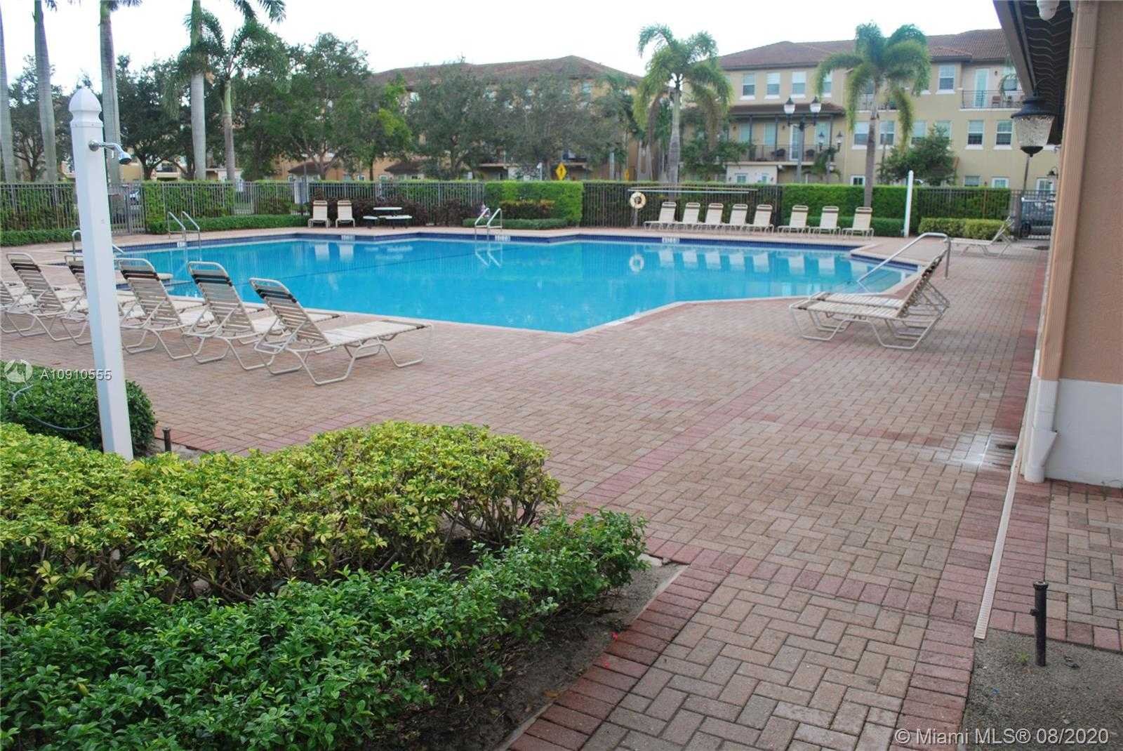 Small Image of 14712 SOUTH WEST 5TH ST, Pembroke Pines Number 19