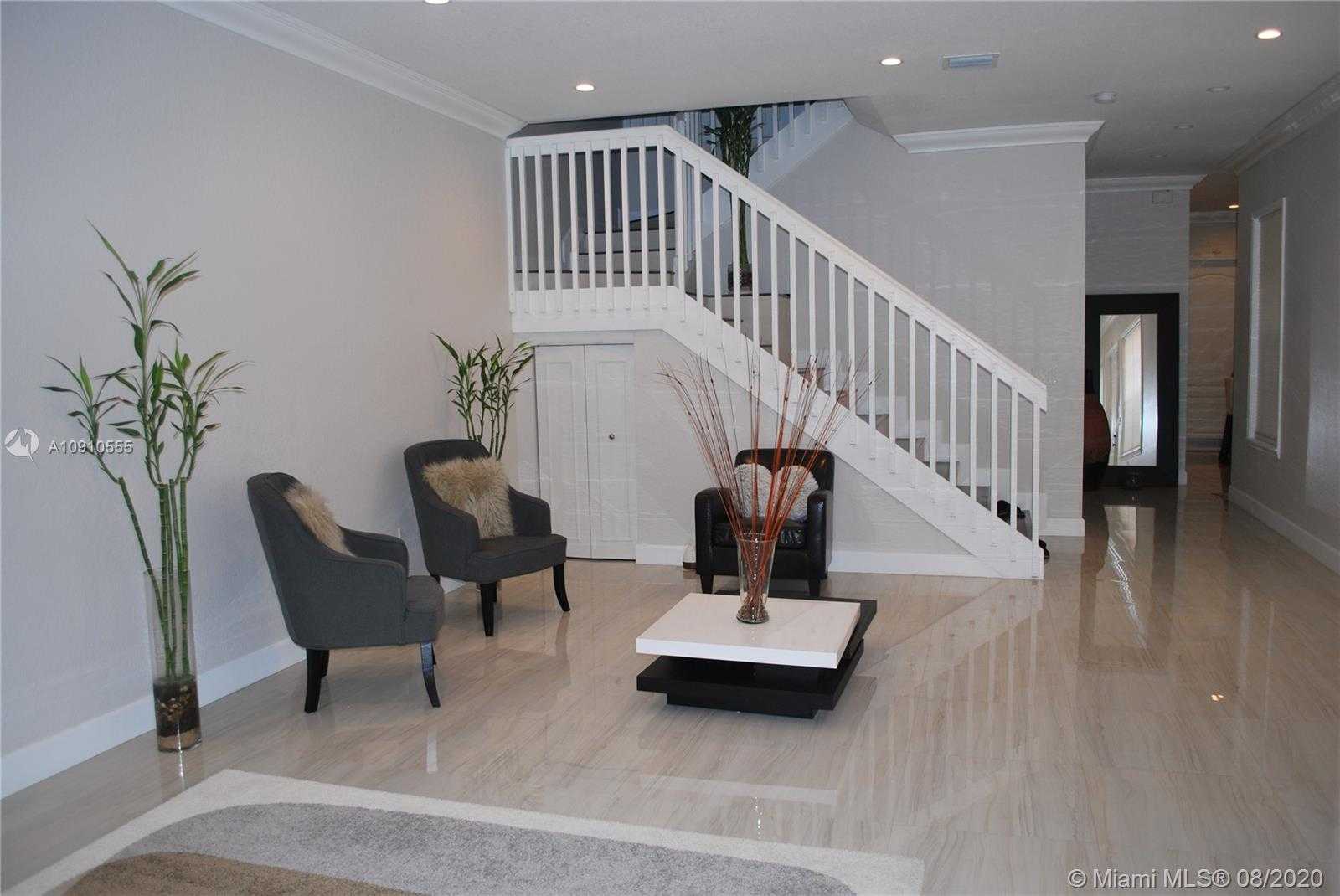 Small Image of 14712 SOUTH WEST 5TH ST, Pembroke Pines Number 2