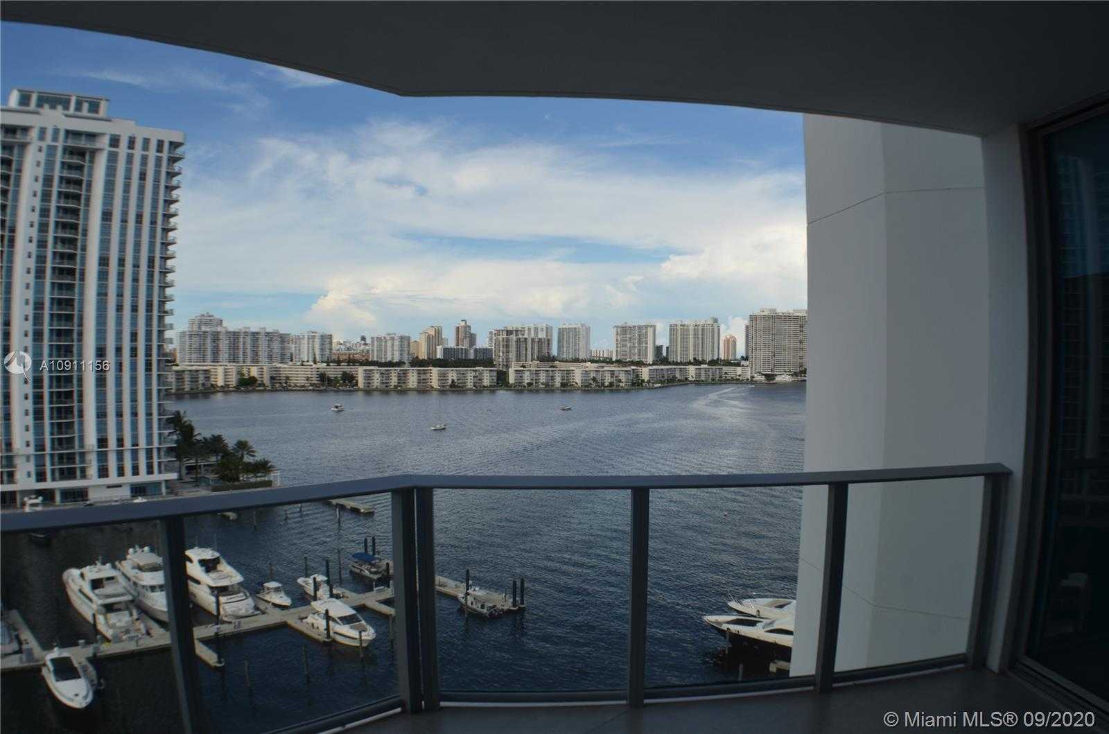 Small Image of 17111 BISCAYNE BLVD #1003, North Miami Beach Number 2