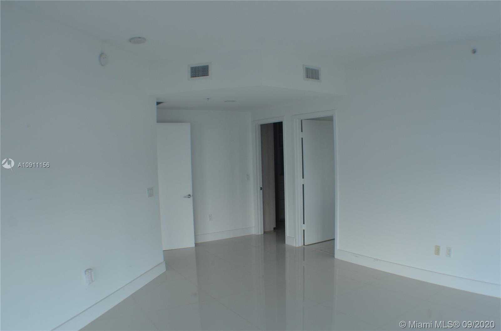 Small Image of 17111 BISCAYNE BLVD #1003, North Miami Beach Number 21