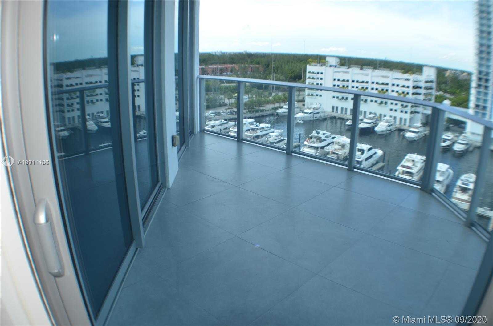 Small Image of 17111 BISCAYNE BLVD #1003, North Miami Beach Number 4