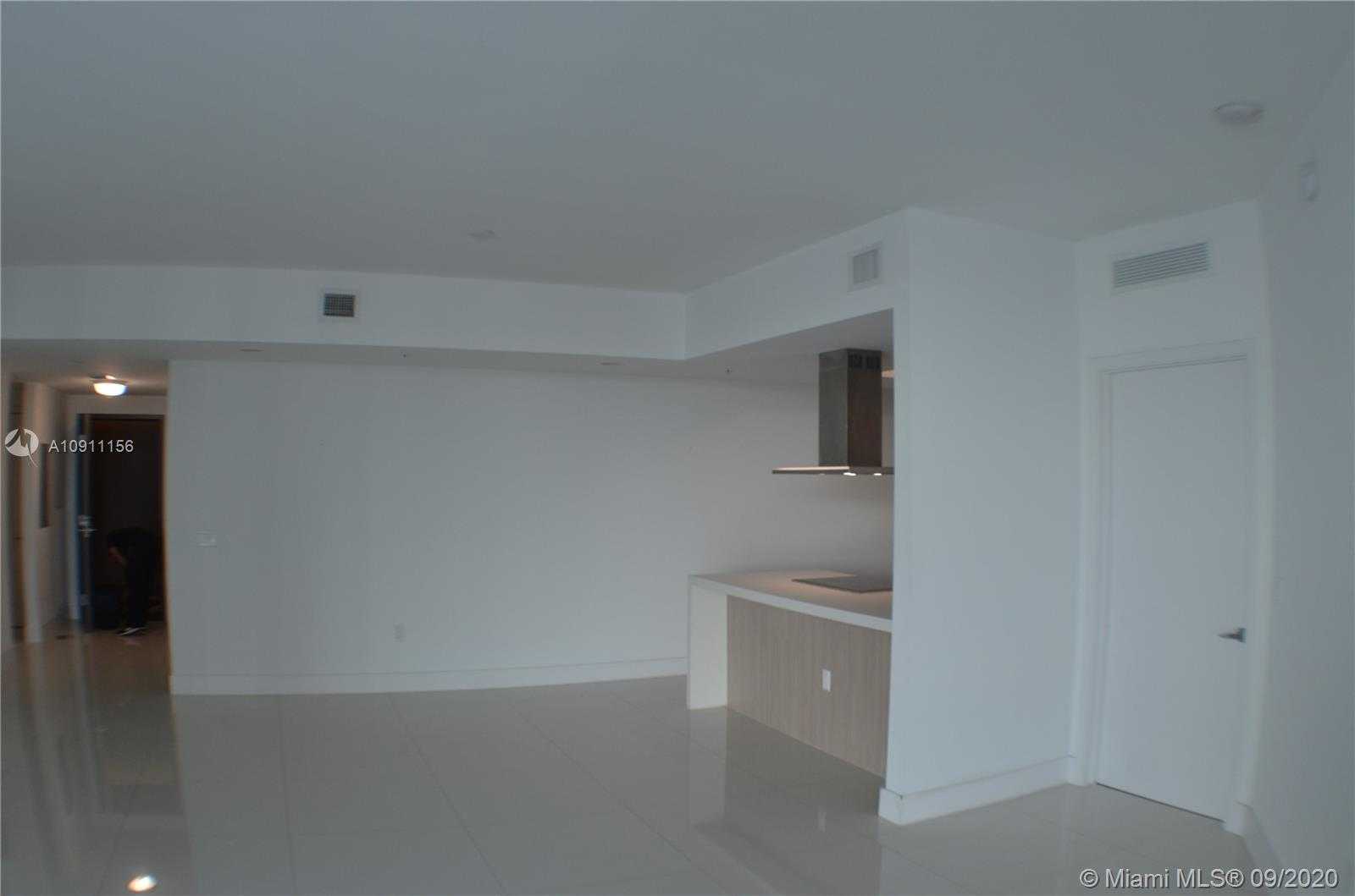 Small Image of 17111 BISCAYNE BLVD #1003, North Miami Beach Number 7
