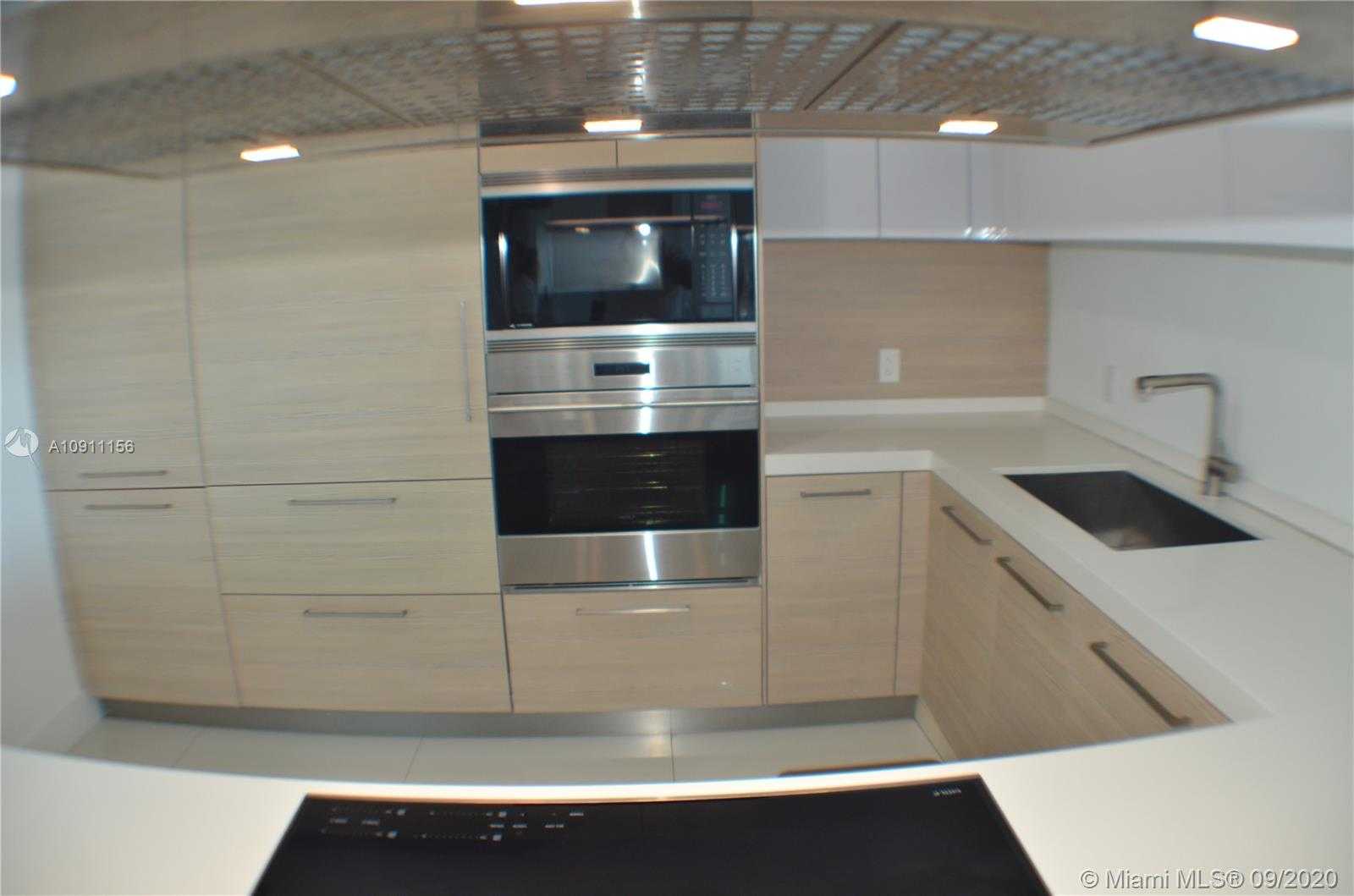 Small Image of 17111 BISCAYNE BLVD #1003, North Miami Beach Number 9