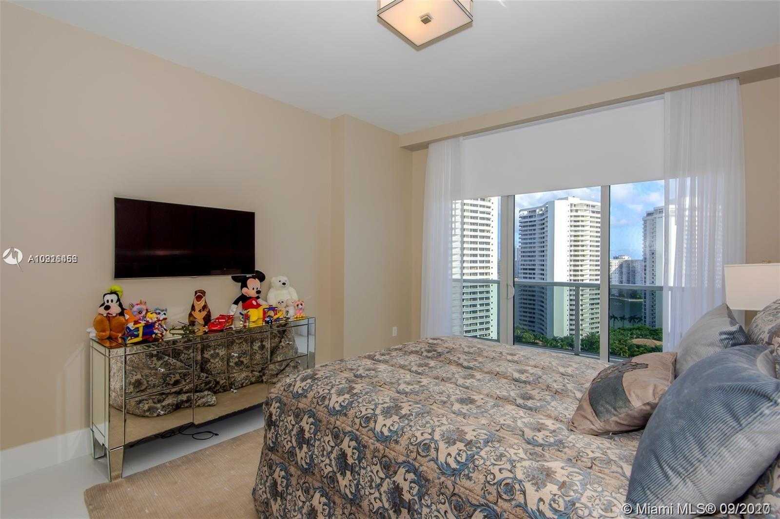 Small Image of 4100 ISLAND BLVD #1802, Aventura Number 15