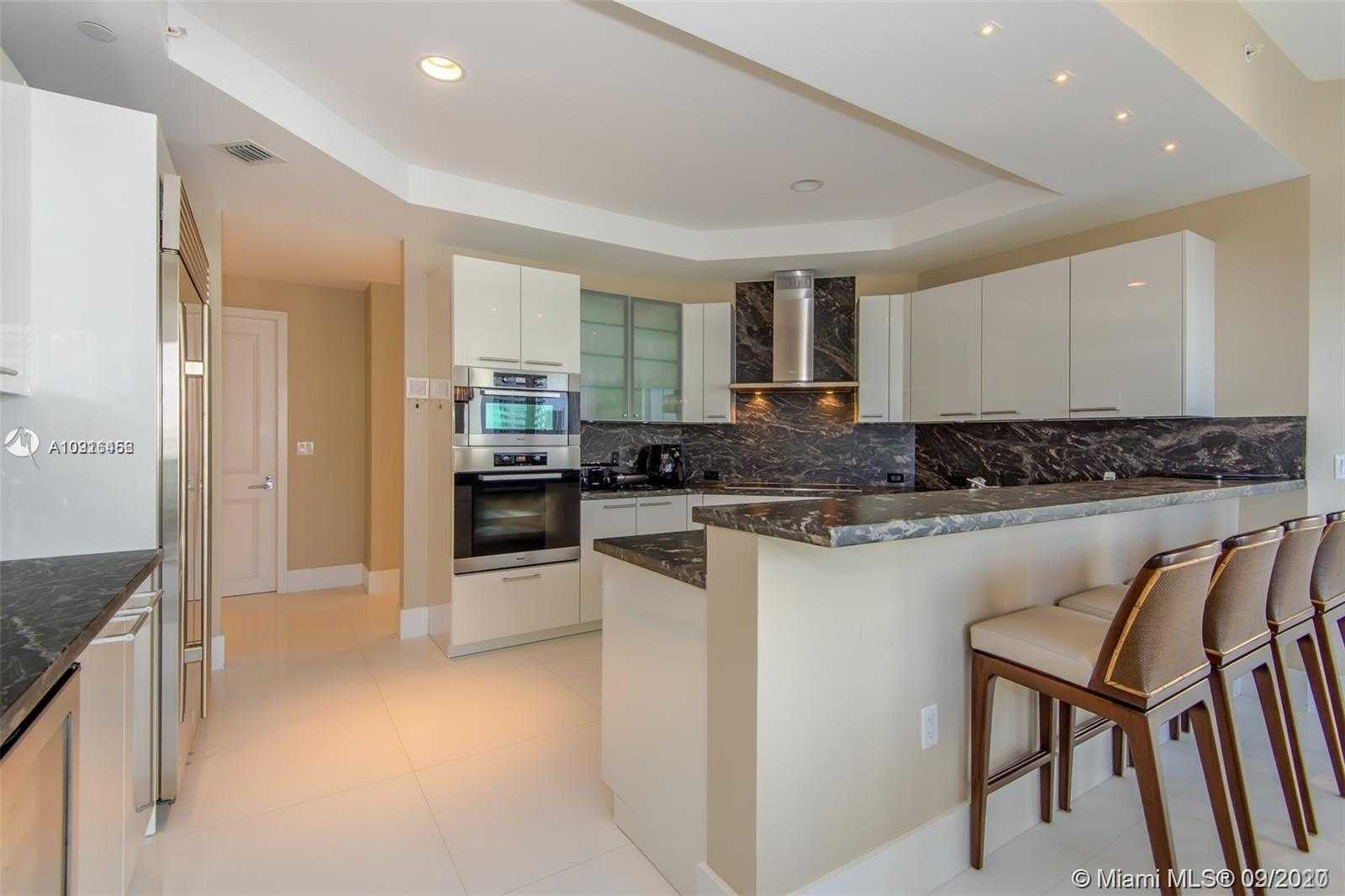 Small Image of 4100 ISLAND BLVD #1802, Aventura Number 8
