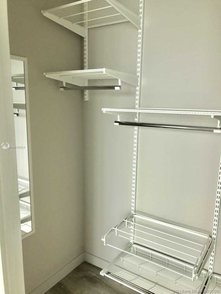 Small Image of 55 SOUTH EAST 6TH ST #4306, Miami Number 22
