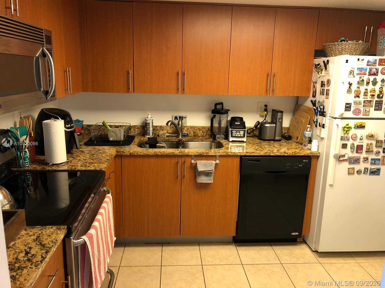 Small Image of 3300 NORTH EAST 192ND ST #1903, Aventura Number 4