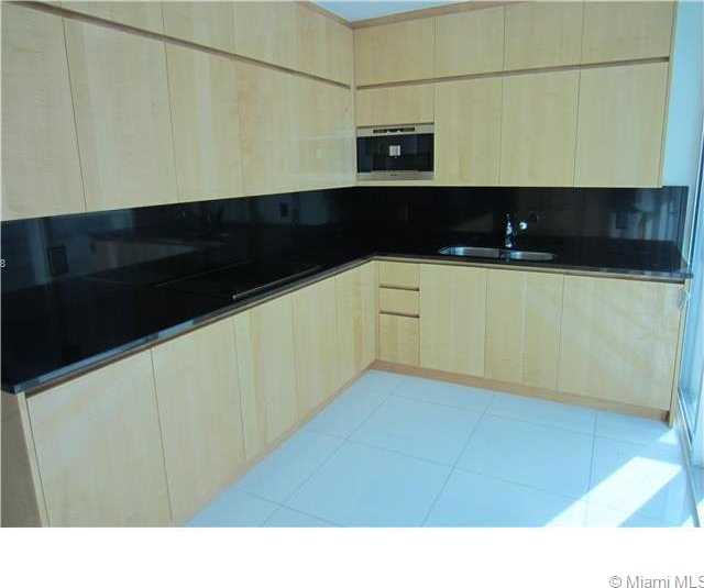 Small Image of 50 SOUTH POINTE DR #1105, Miami Number 5