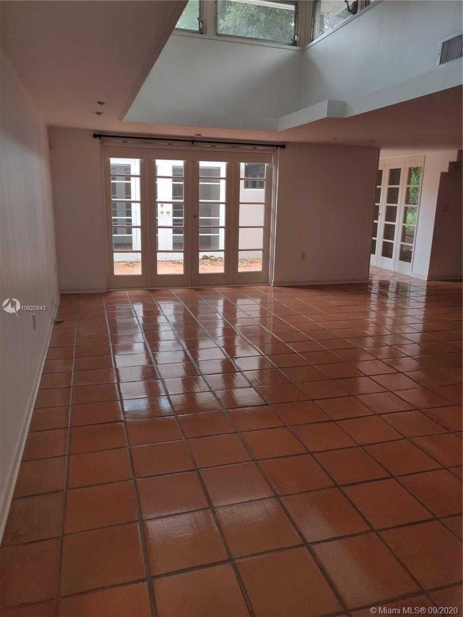 Small Image of 4161 VENTURA AVE #4161, Coconut Grove Number 11