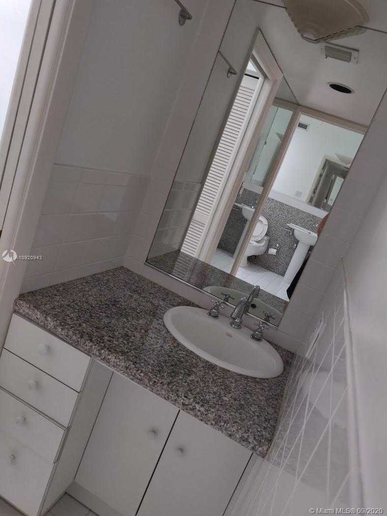 Small Image of 4161 VENTURA AVE #4161, Coconut Grove Number 27