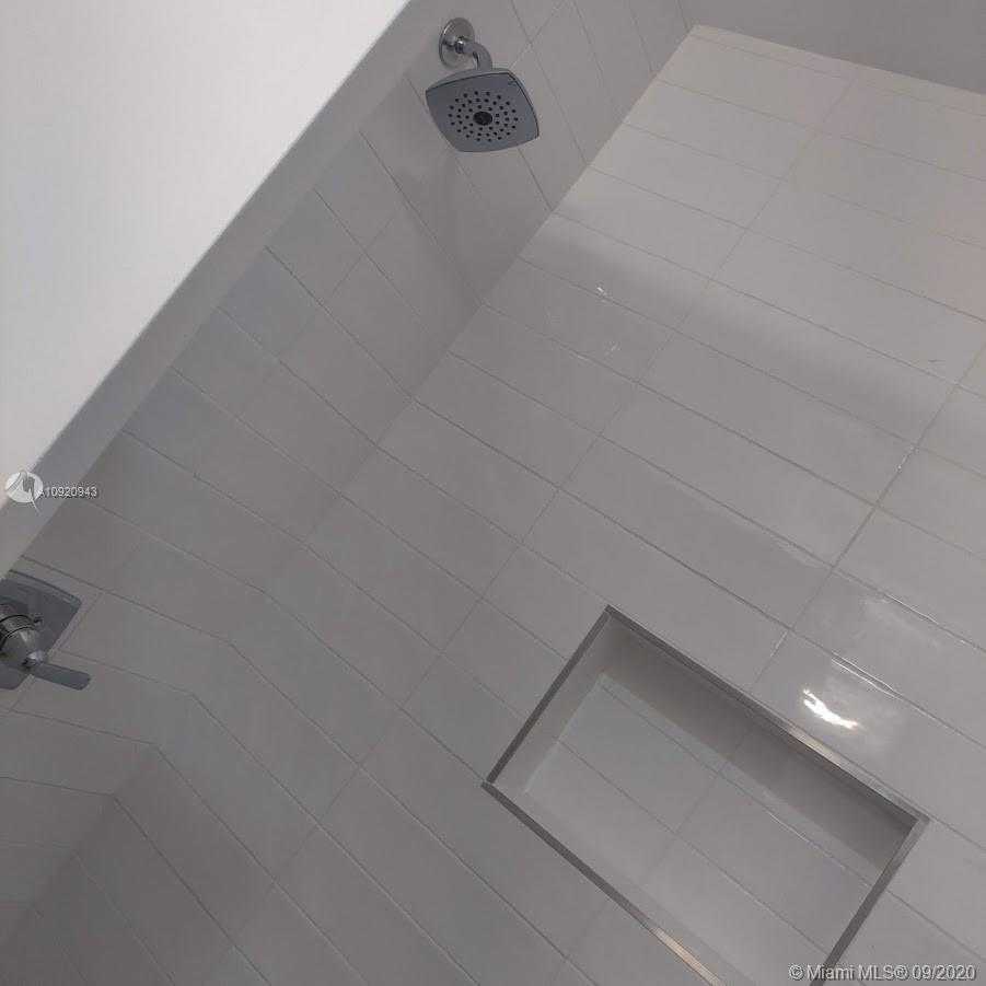 Small Image of 4161 VENTURA AVE #4161, Coconut Grove Number 31
