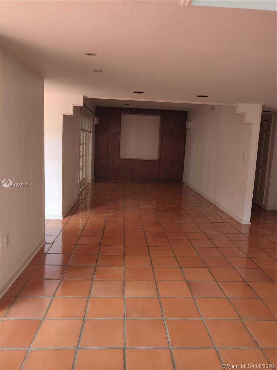 Small Image of 4161 VENTURA AVE #4161, Coconut Grove Number 7