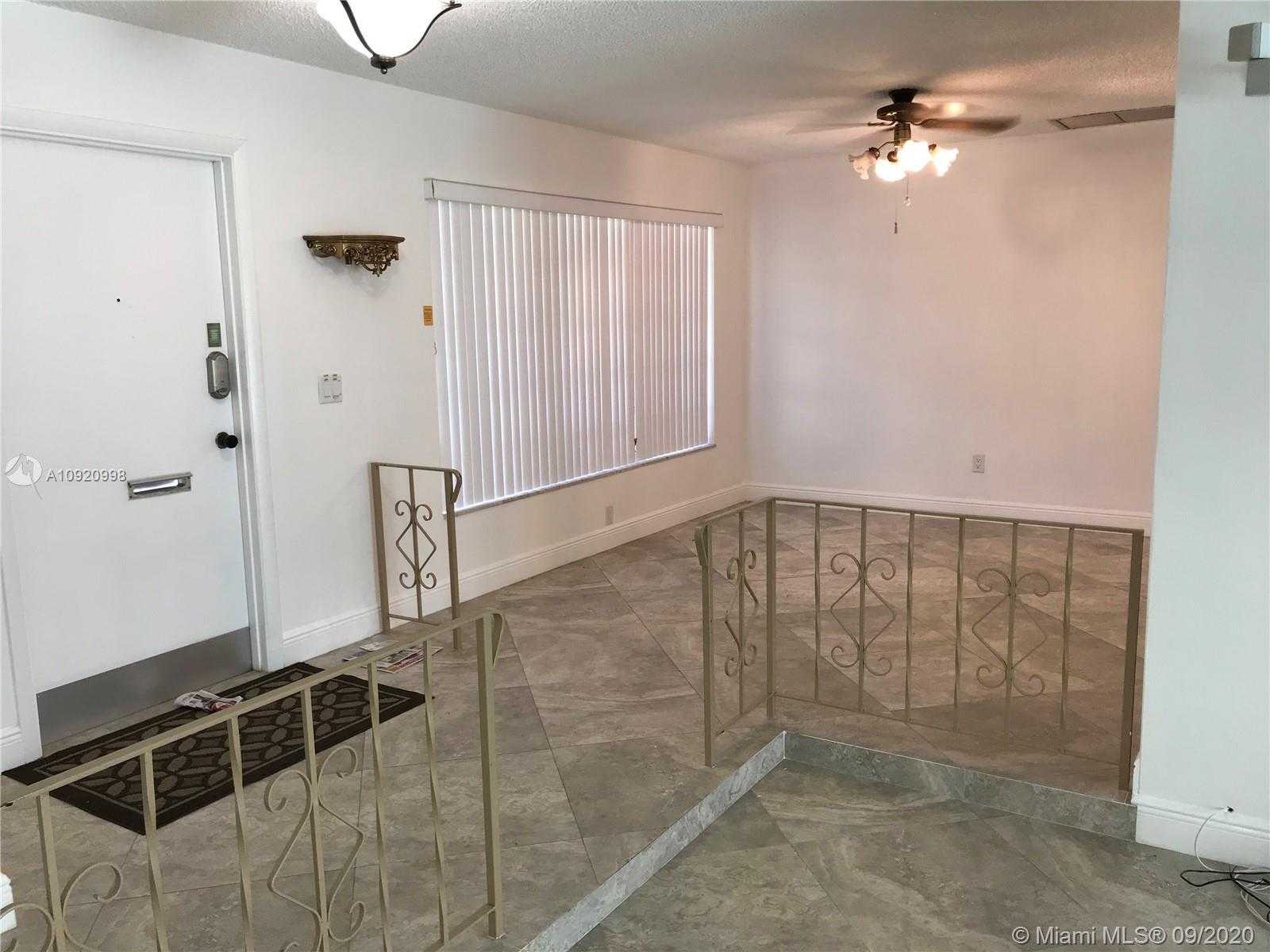Small Image of 4361 NORTH WEST 4TH ST, Coconut Creek Number 5