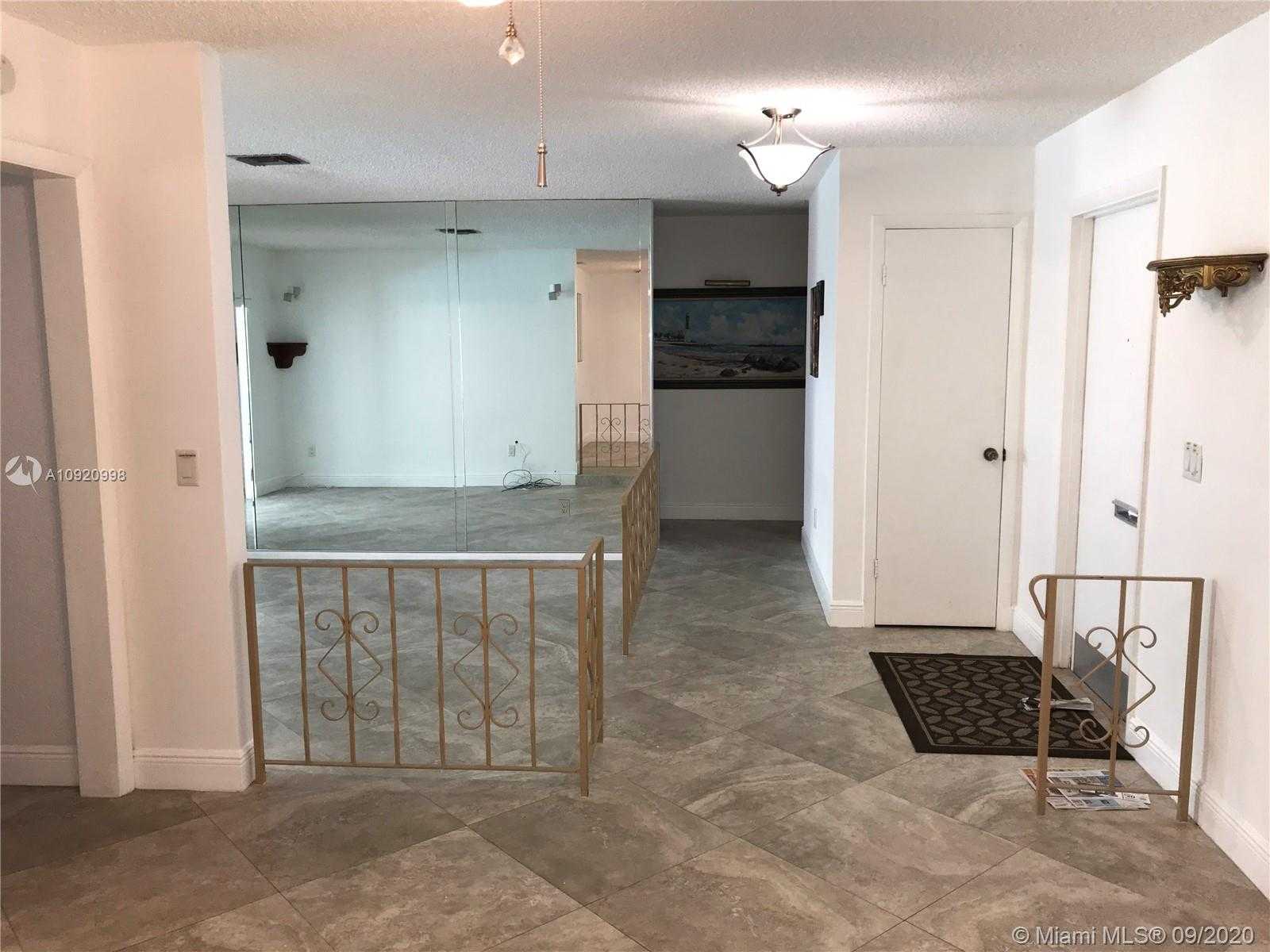 Small Image of 4361 NORTH WEST 4TH ST, Coconut Creek Number 6