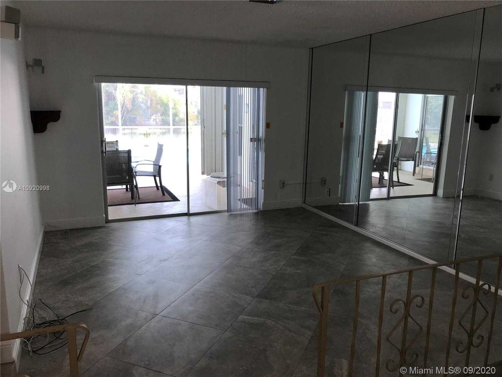 Small Image of 4361 NORTH WEST 4TH ST, Coconut Creek Number 7
