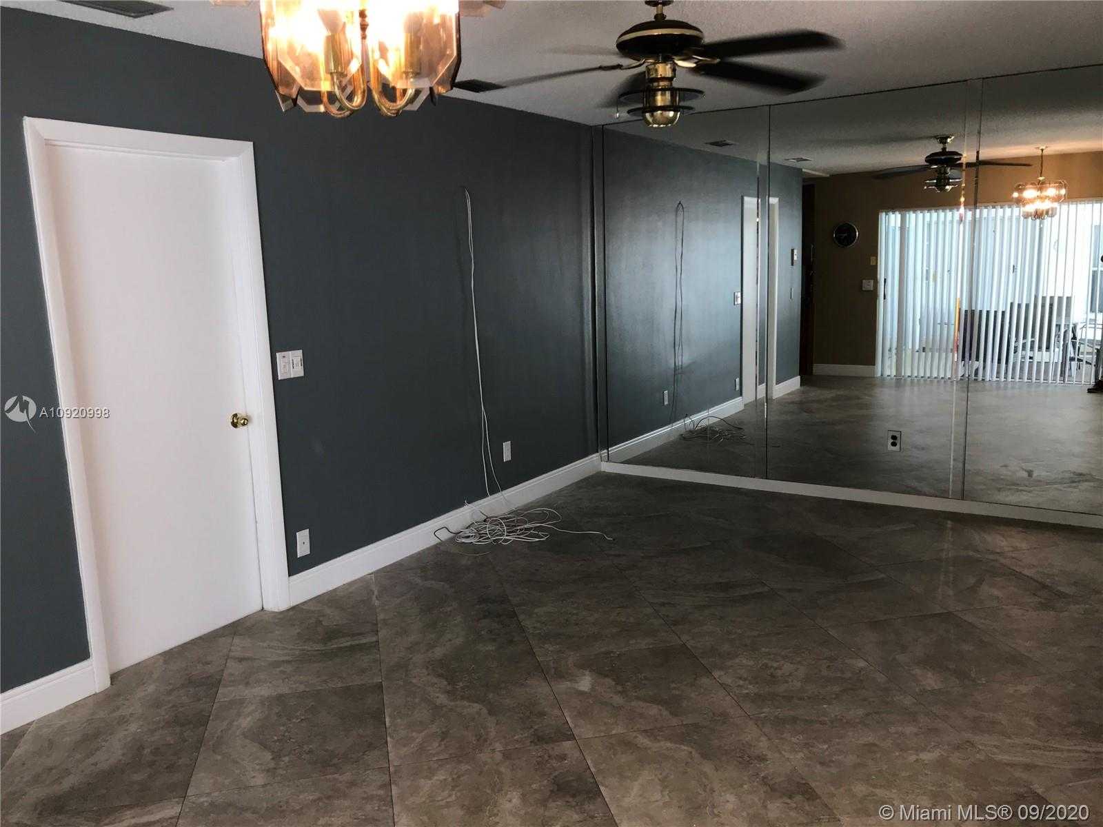 Small Image of 4361 NORTH WEST 4TH ST, Coconut Creek Number 9