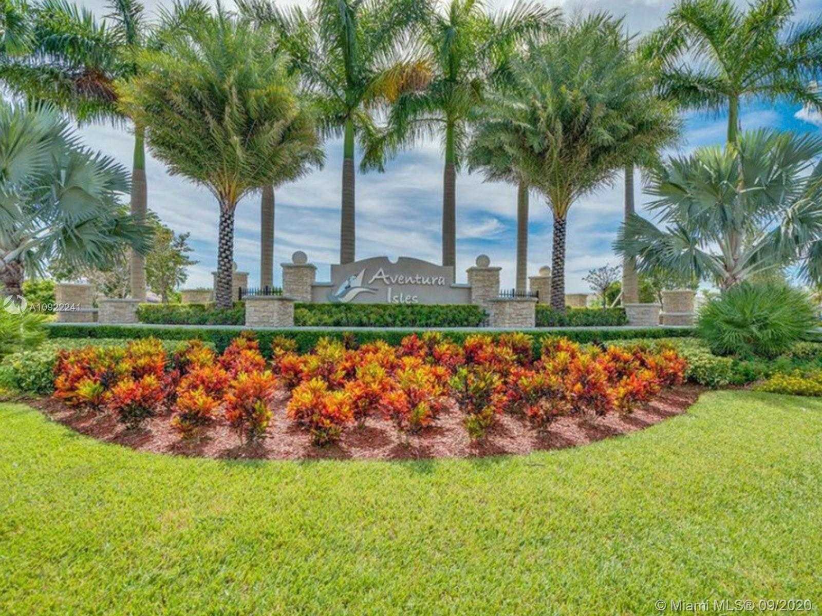 Small Image of 311 NORTH EAST 194TH LN #311, Miami Number 19
