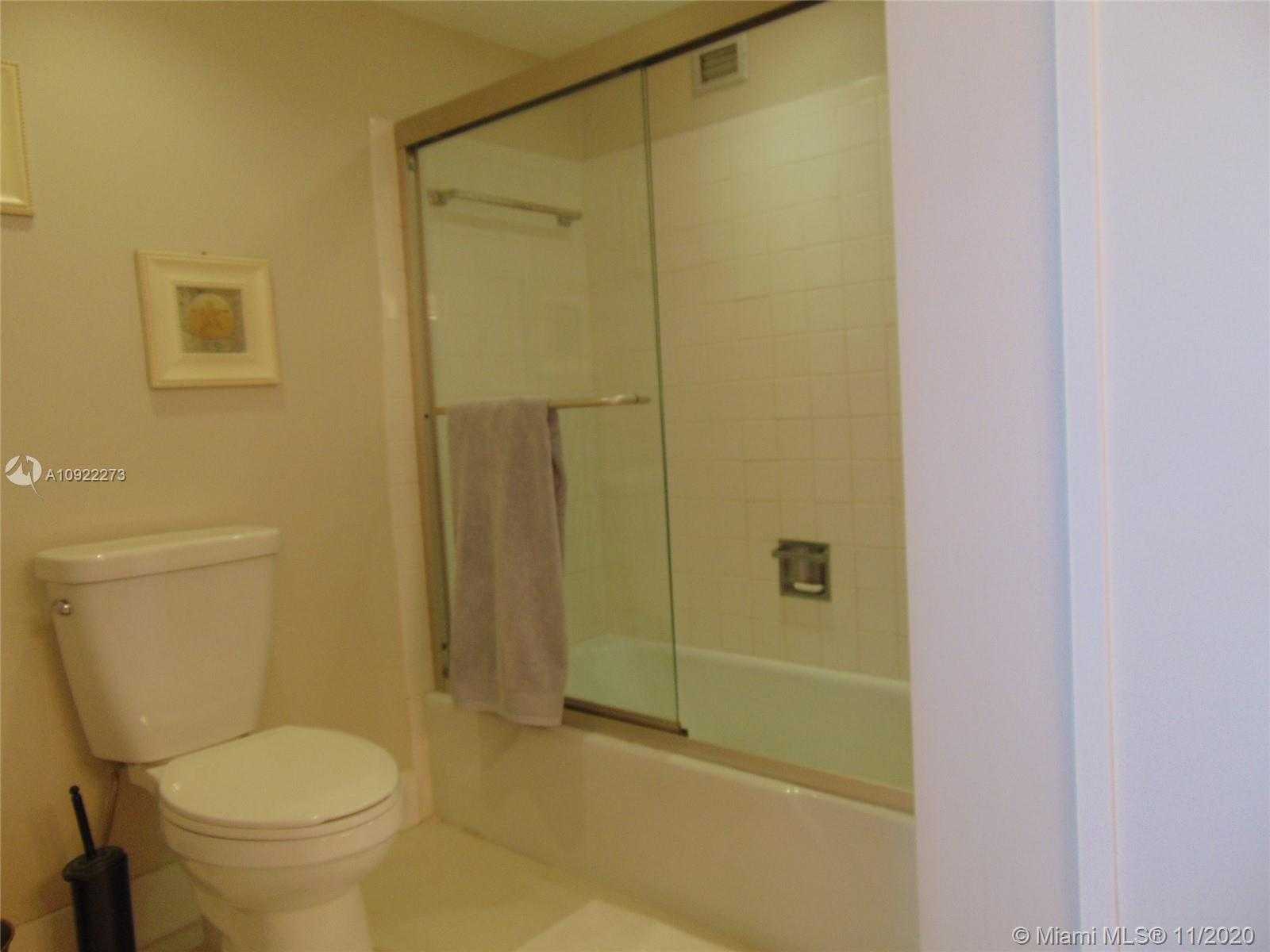 Small Image of 1817 SOUTH OCEAN DR #515, Hallandale Beach Number 15