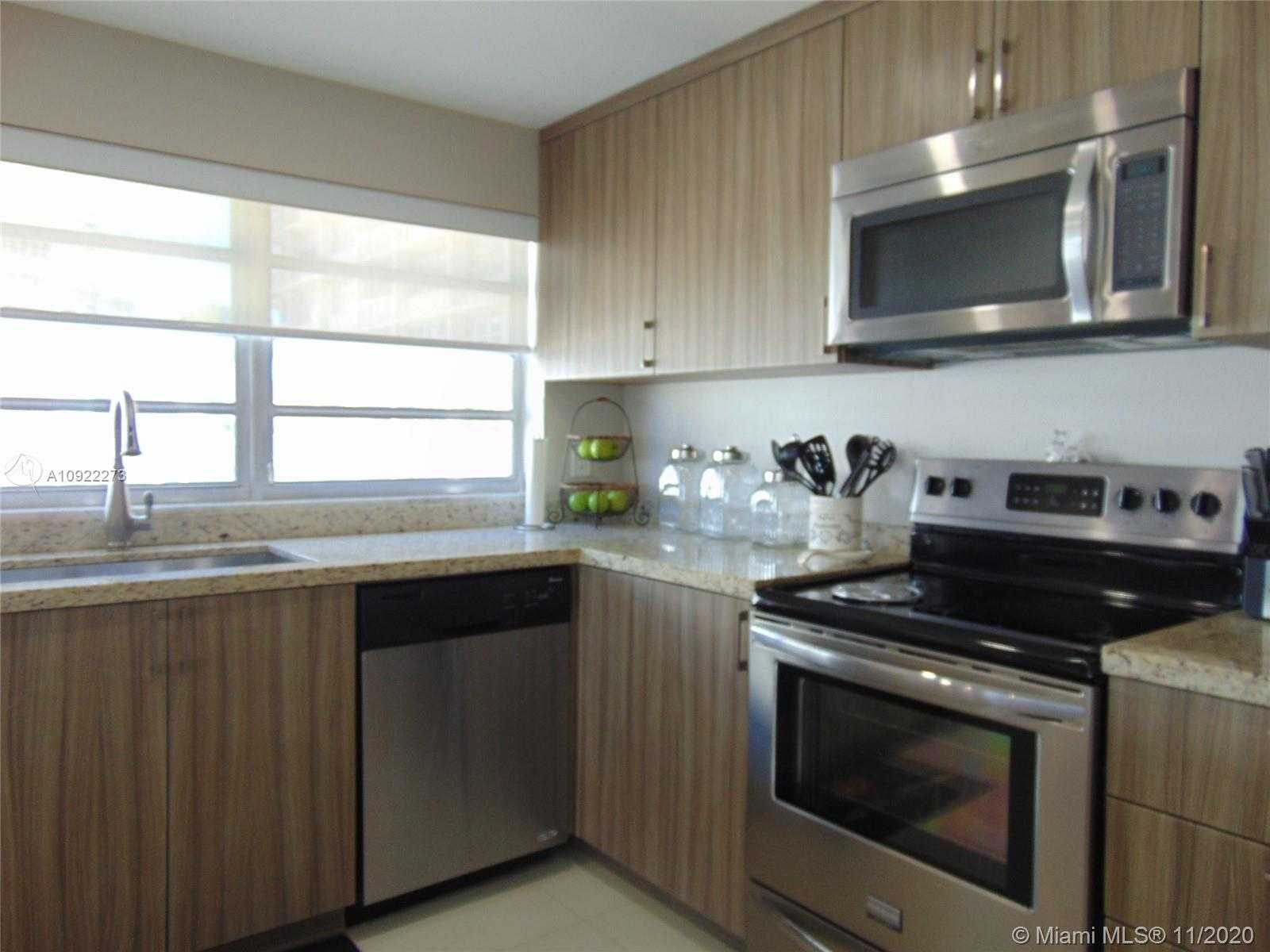 Small Image of 1817 SOUTH OCEAN DR #515, Hallandale Beach Number 2