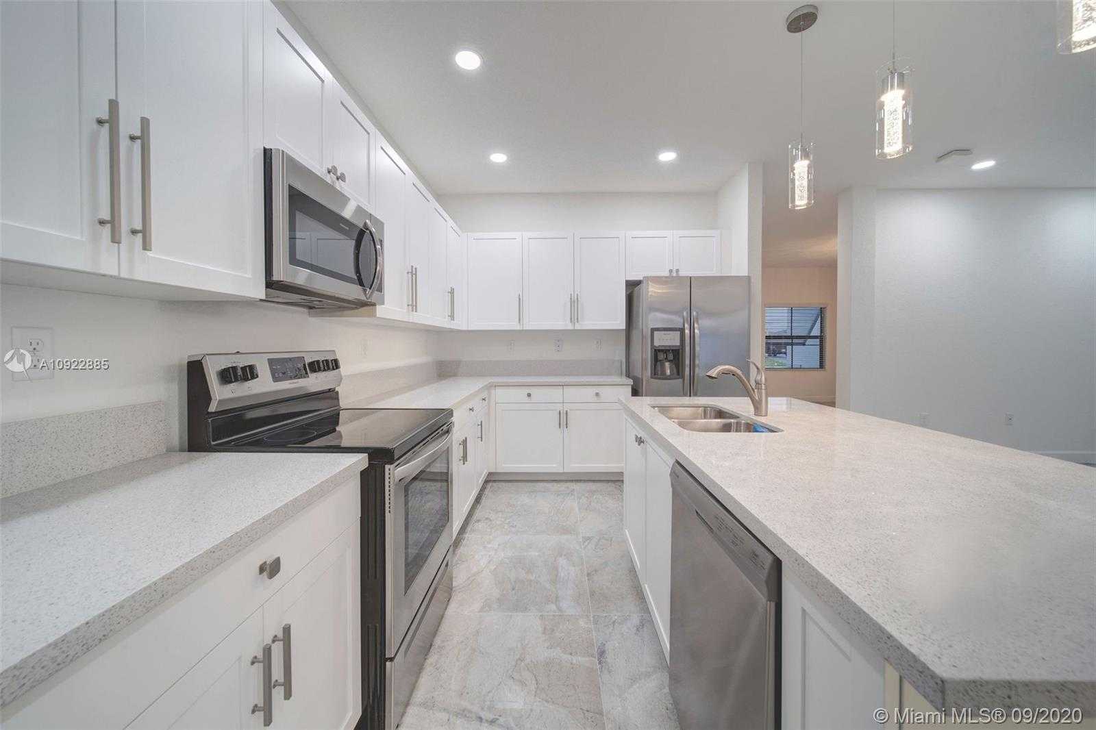 Small Image of 18962 SOUTH WEST 136TH AVE, Miami Number 6