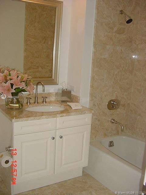 Small Image of 1425 BRICKELL AVE #47A, Miami Number 7