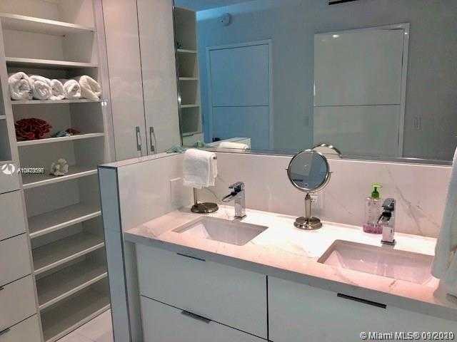 Small Image of 2301 COLLINS AVE #416, Miami Beach Number 10