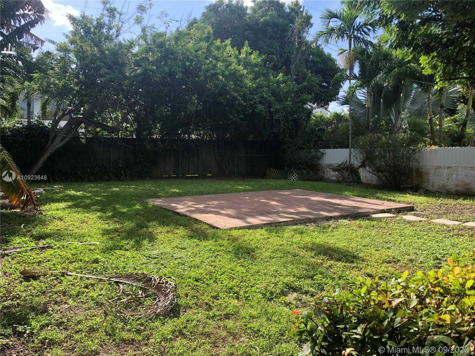 Small Image of 4335 ROYAL PALM AVE, Miami Beach Number 9