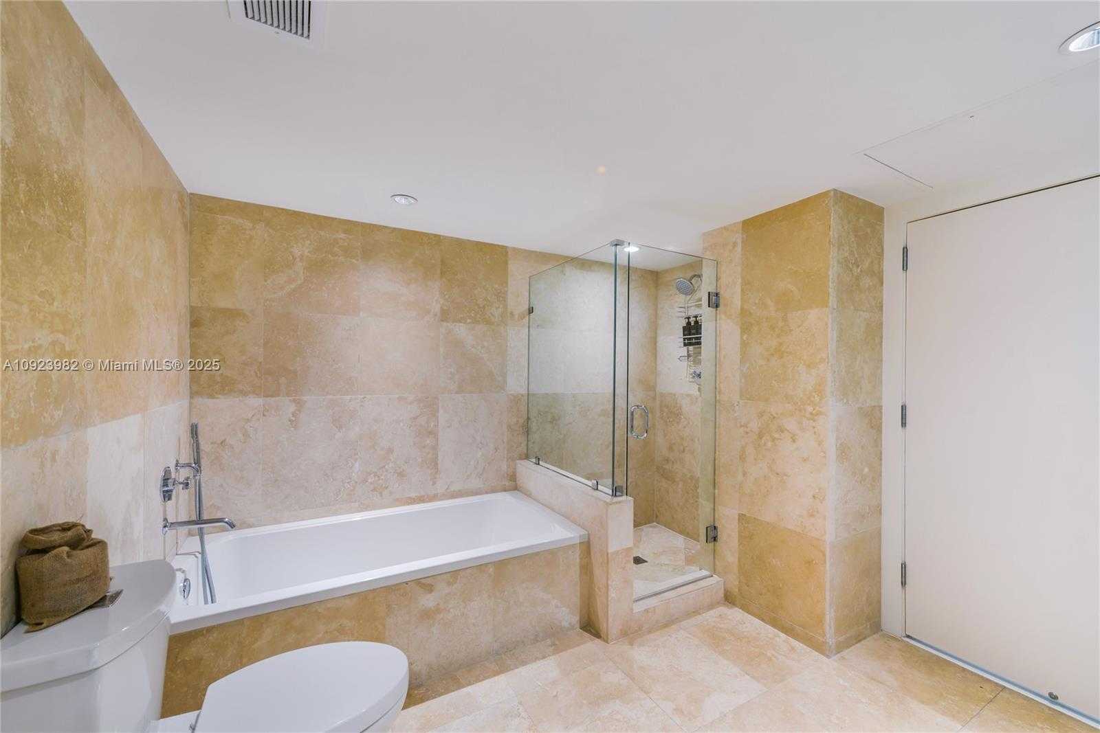Small Image of 102 24TH ST #1544, Miami Beach Number 10