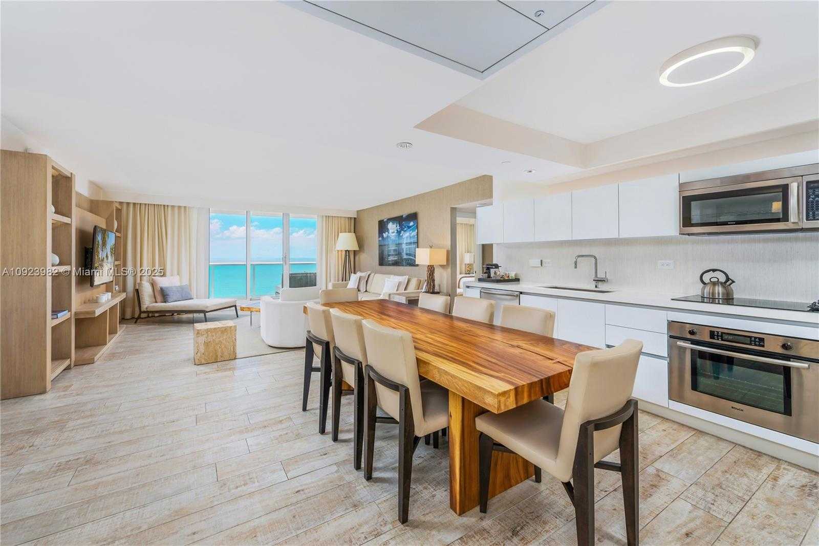 Small Image of 102 24TH ST #1544, Miami Beach Number 18