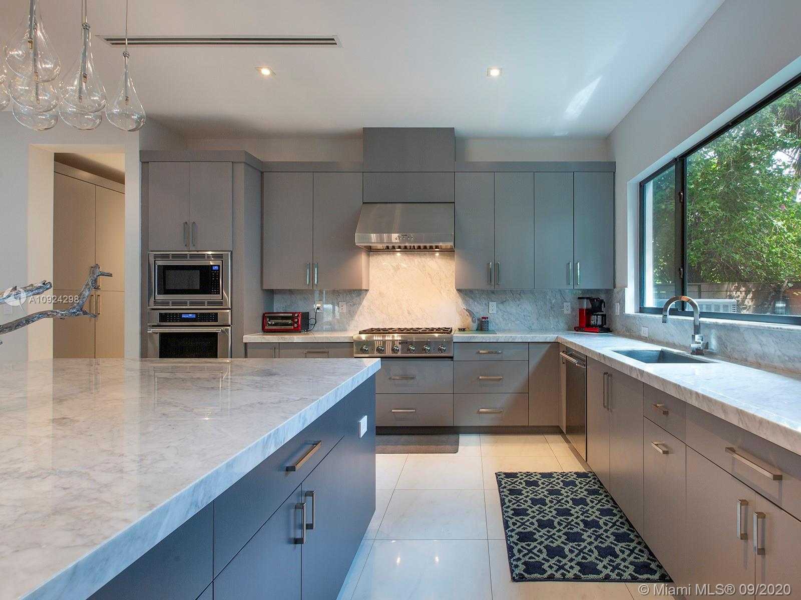 Small Image of 7500 SOUTH WEST 57TH CT, South Miami Number 11