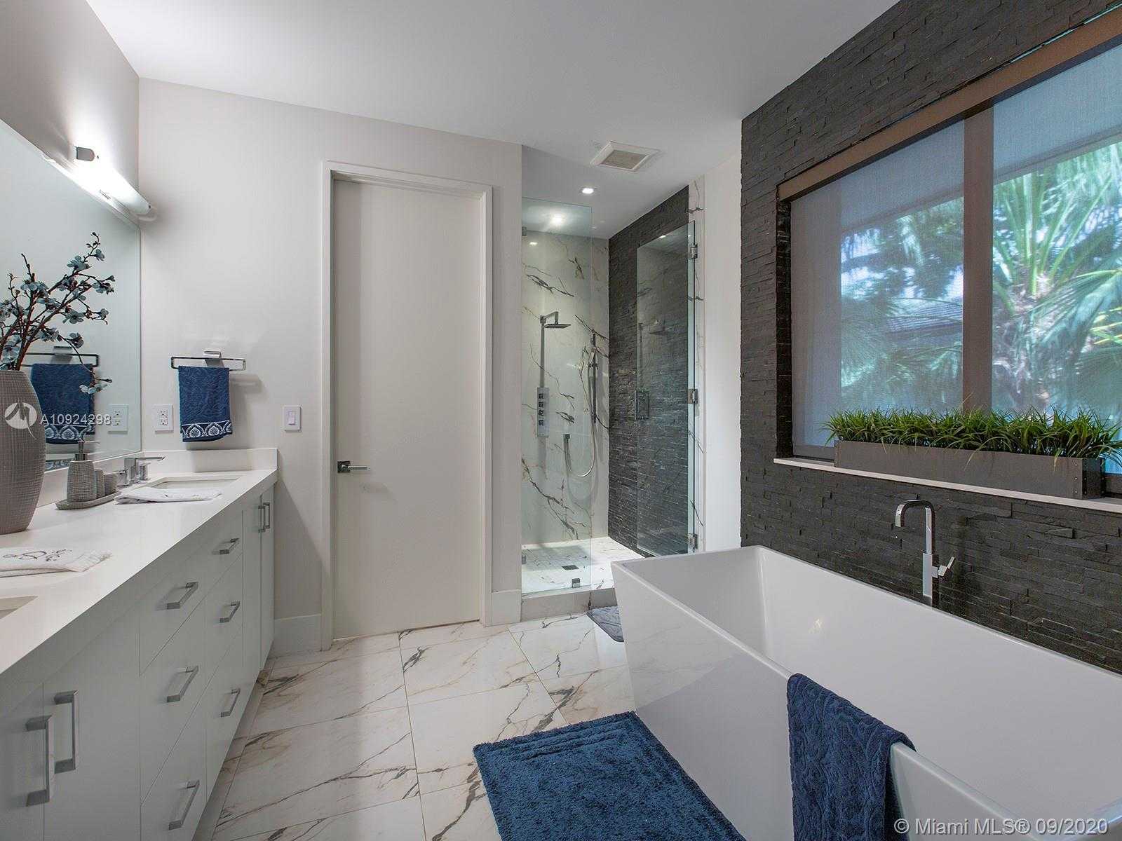 Small Image of 7500 SOUTH WEST 57TH CT, South Miami Number 23