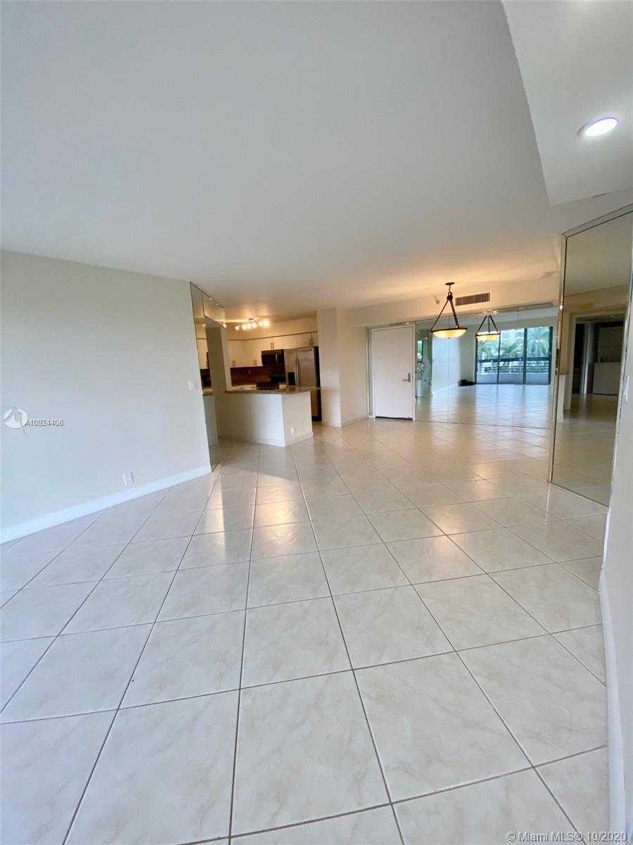 Small Image of 3530 MYSTIC POINTE DR #407, Aventura Number 12