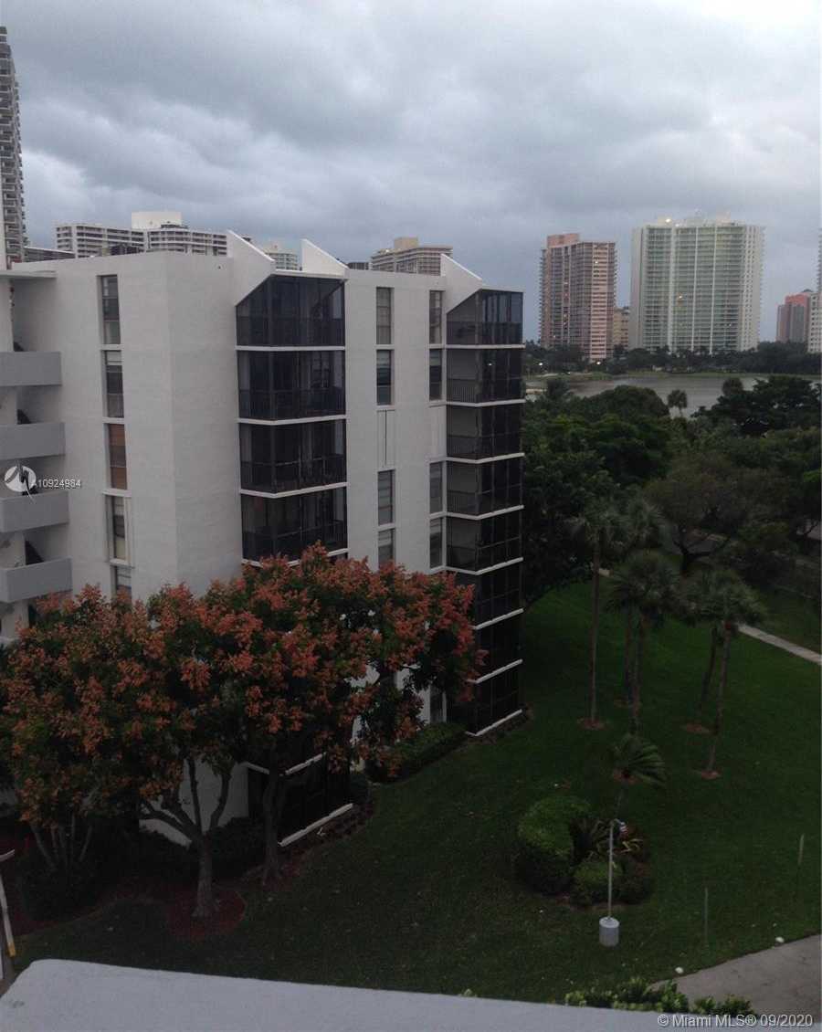 Small Image of 3475 NORTH COUNTRY CLUB DR #609, Aventura Number 14