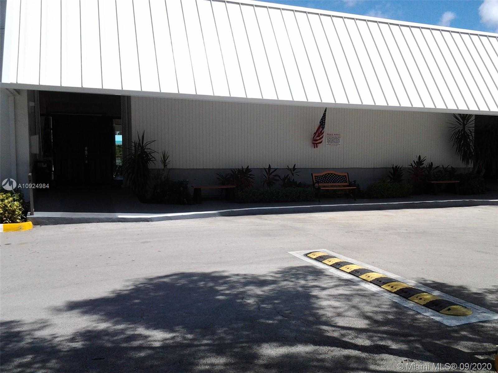 Small Image of 3475 NORTH COUNTRY CLUB DR #609, Aventura Number 19