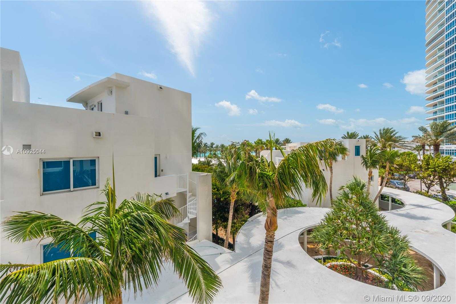 Small Image of 50 SOUTH POINTE DR #601, Miami Beach Number 12