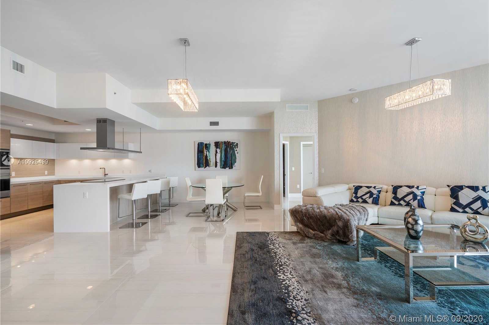 Small Image of 17111 BISCAYNE BLVD #LPH7, North Miami Beach Number 14