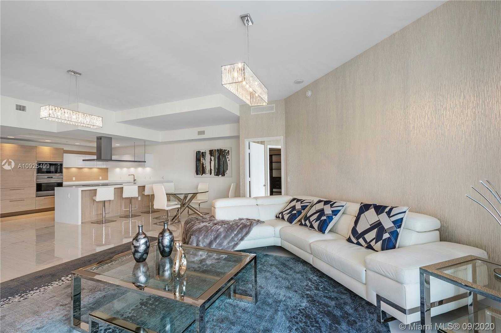 Small Image of 17111 BISCAYNE BLVD #LPH7, North Miami Beach Number 16