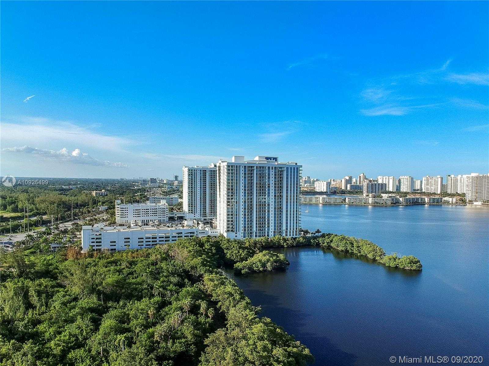 Small Image of 17111 BISCAYNE BLVD #LPH7, North Miami Beach Number 37