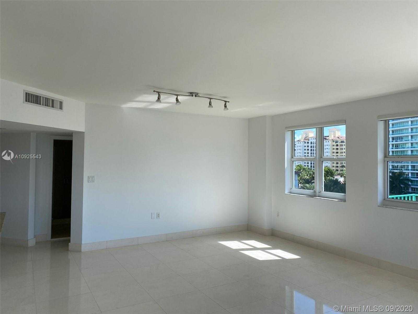 Small Image of 19900 EAST COUNTRY CLUB DR #711, Aventura Number 5
