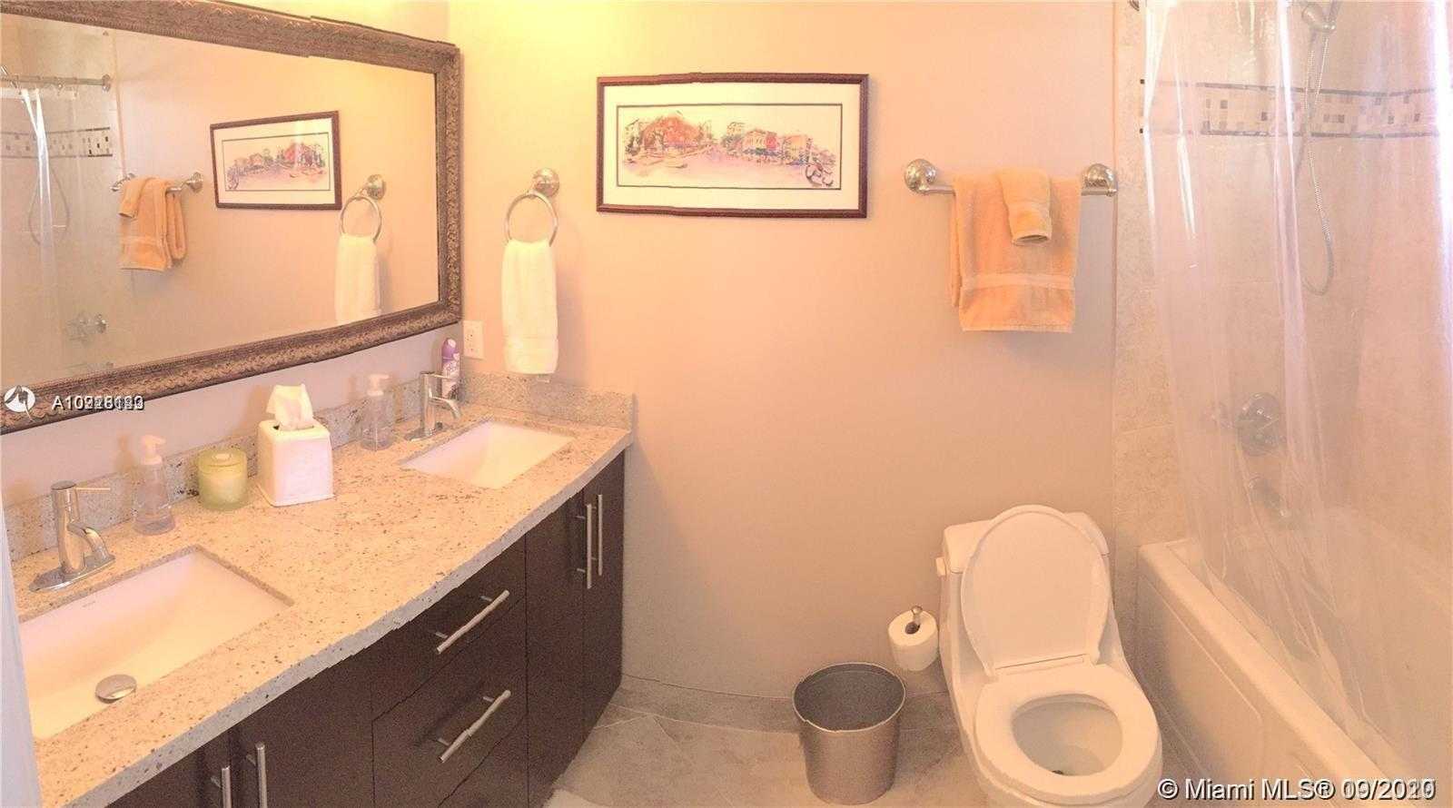Small Image of 2421 NORTH EAST 49TH ST, Lighthouse Point Number 11