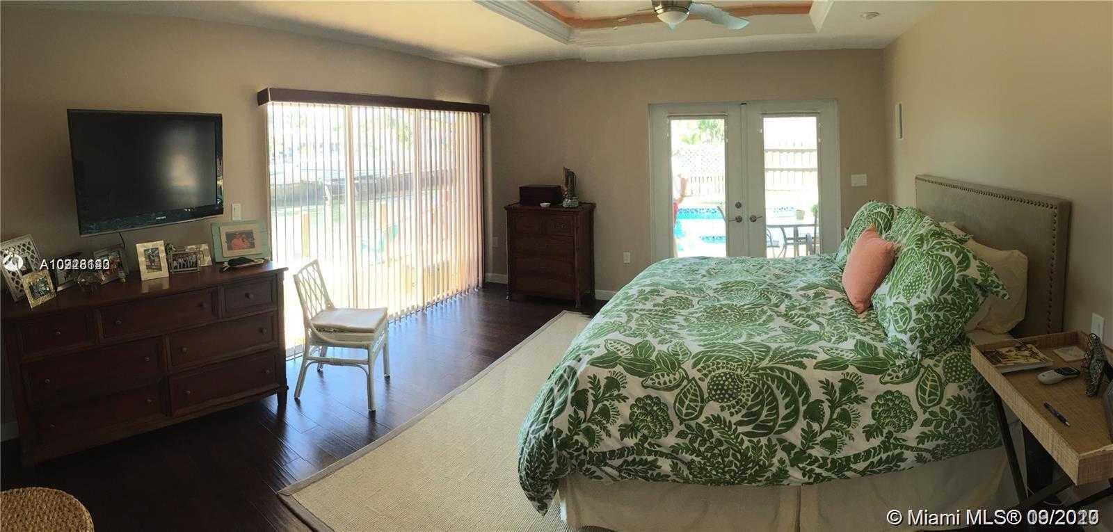 Small Image of 2421 NORTH EAST 49TH ST, Lighthouse Point Number 15