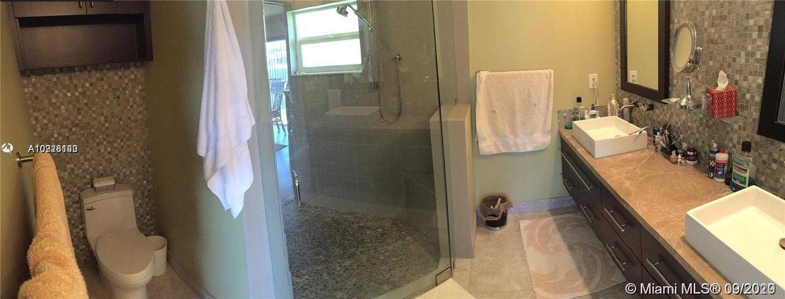 Small Image of 2421 NORTH EAST 49TH ST, Lighthouse Point Number 18