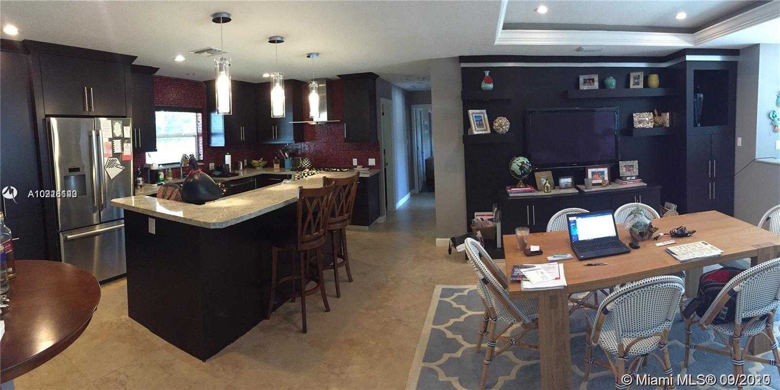 Small Image of 2421 NORTH EAST 49TH ST, Lighthouse Point Number 7