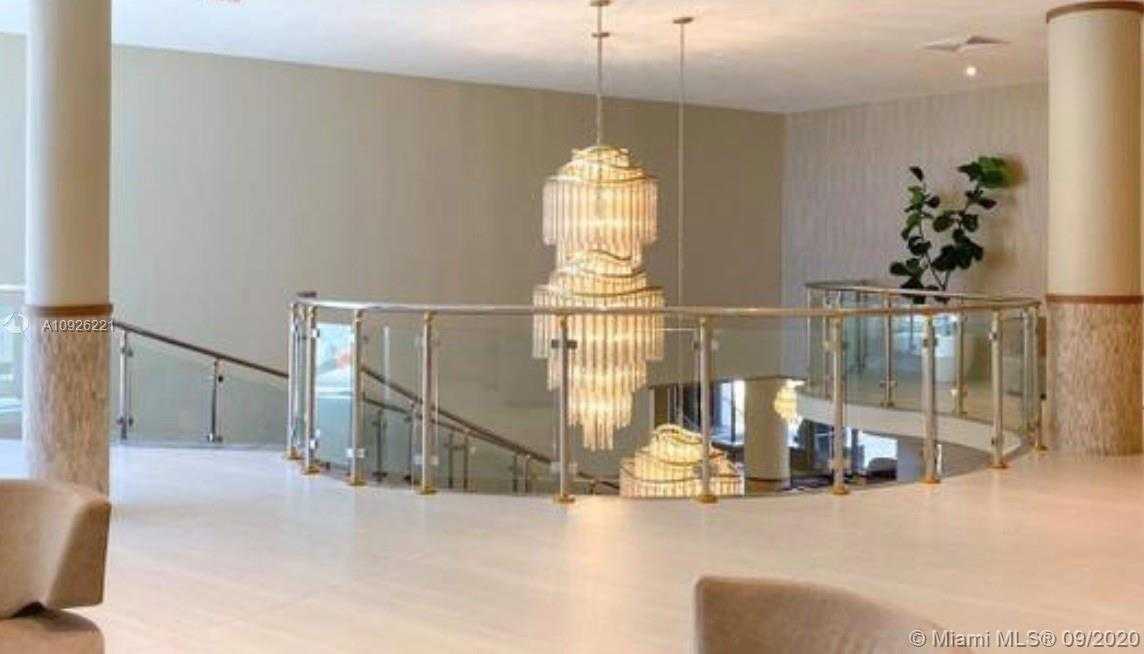 Small Image of 5401 COLLINS AVE #1108, Miami Beach Number 14