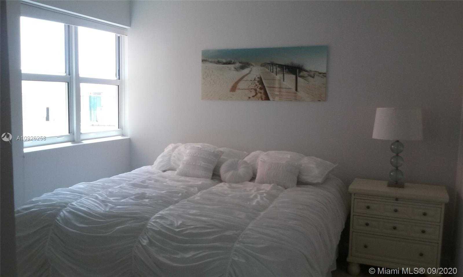 Small Image of 2650 LAKE SHORE DR #803, Riviera Beach Number 19