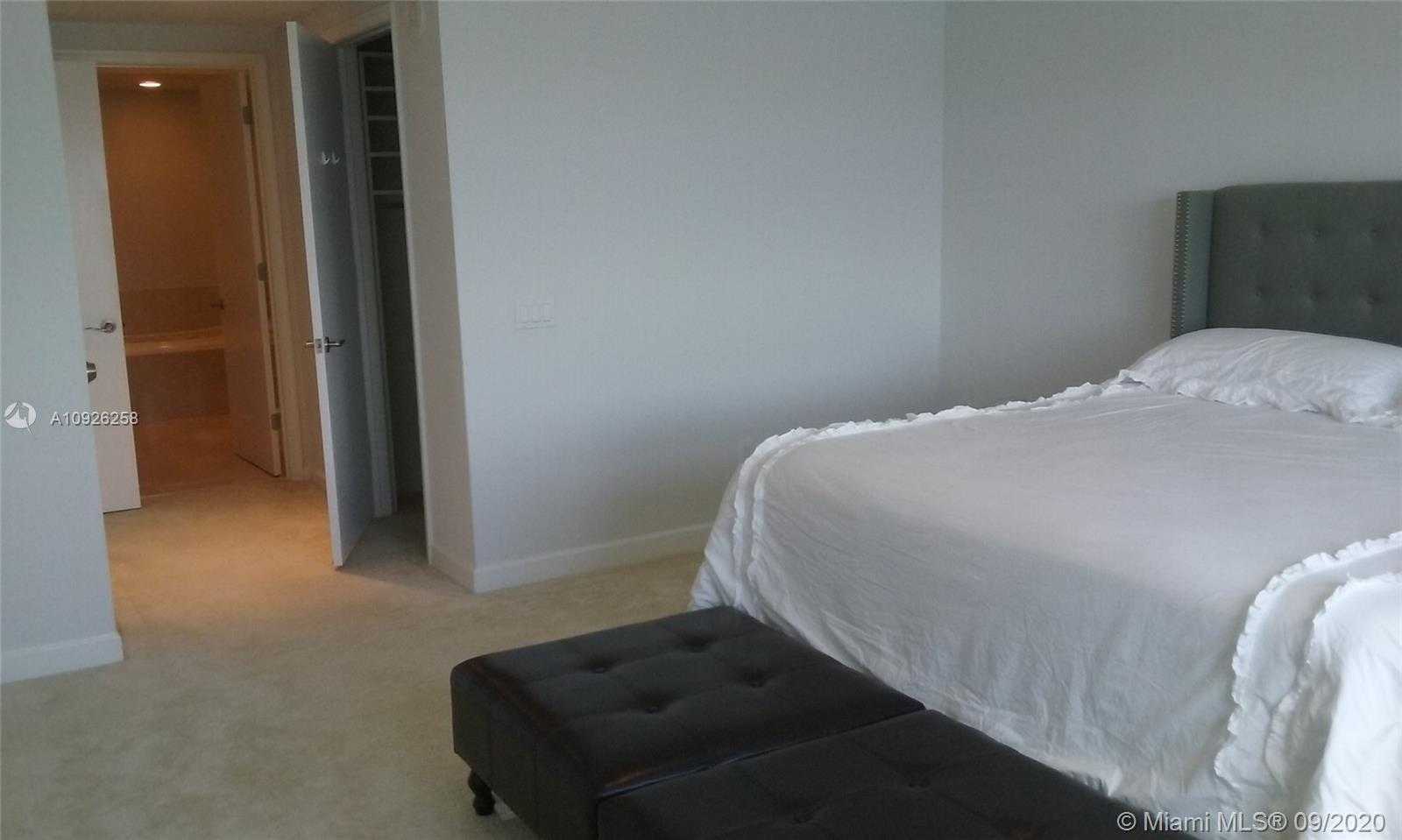 Small Image of 2650 LAKE SHORE DR #803, Riviera Beach Number 26