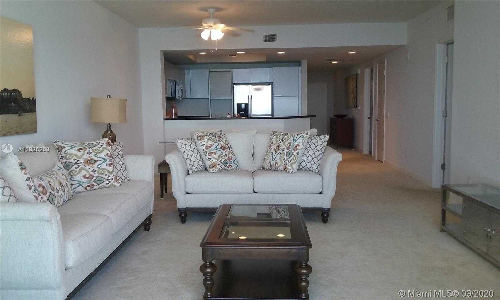 Small Image of 2650 LAKE SHORE DR #803, Riviera Beach Number 3