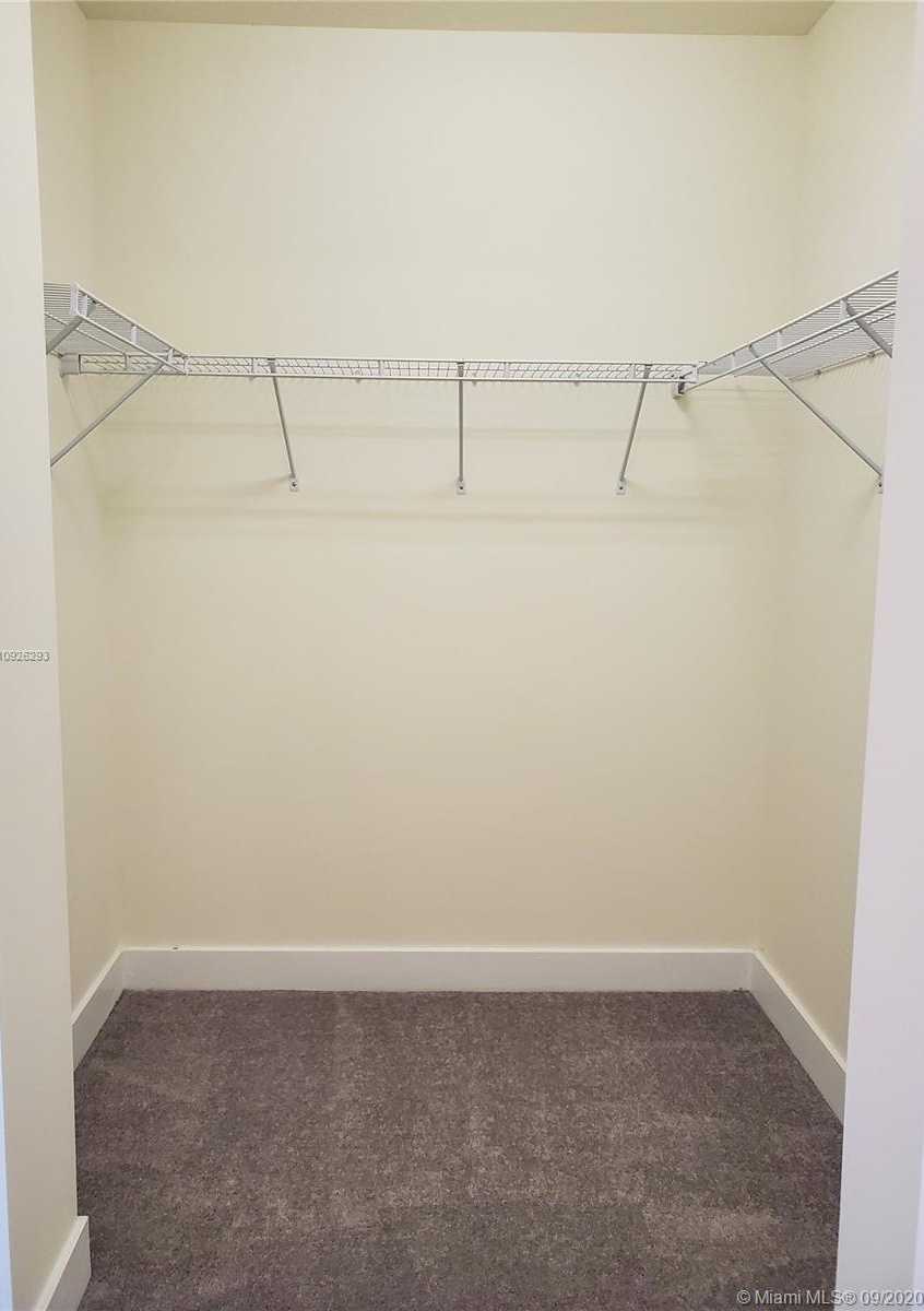 Small Image of 6416 NORTH WEST 102ND CT #106, Doral Number 15